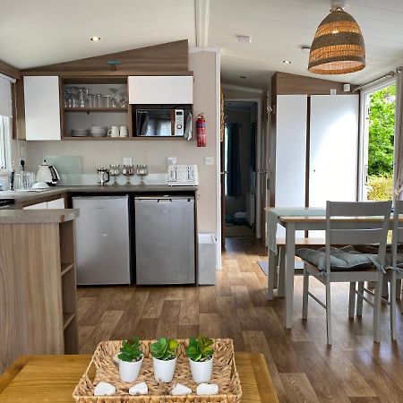 Cosy, Coastal Themed Holiday Home, Rockley Park, Poole, Dorset Eksteriør bilde