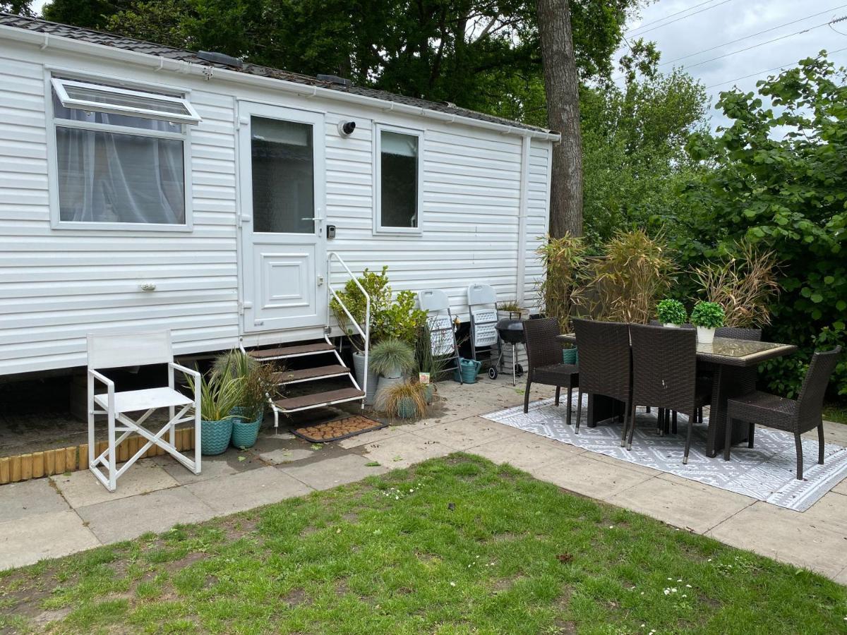 Cosy, Coastal Themed Holiday Home, Rockley Park, Poole, Dorset Eksteriør bilde