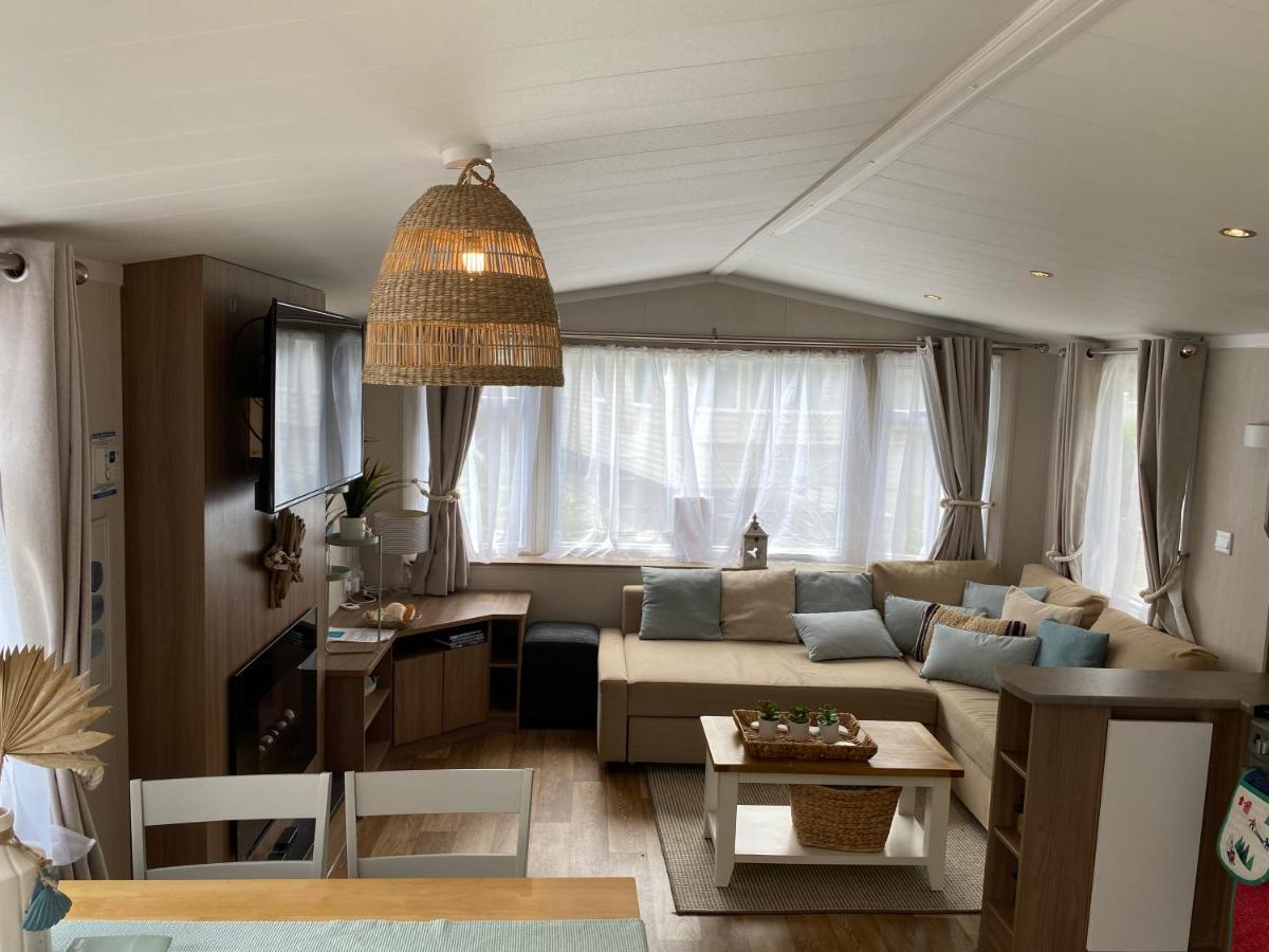 Cosy, Coastal Themed Holiday Home, Rockley Park, Poole, Dorset Eksteriør bilde